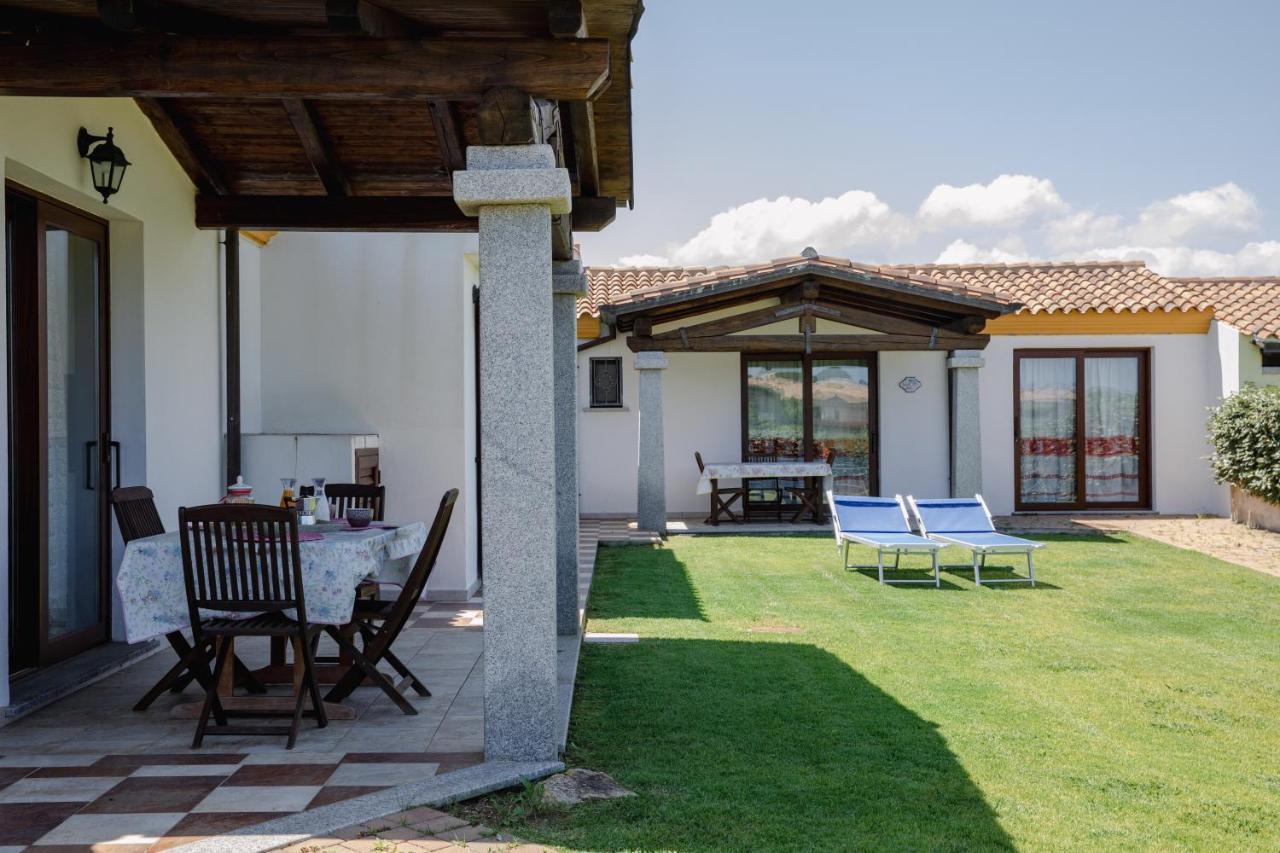 Вилла Le Residenze Di Baia Sant'Anna Танаунелла Экстерьер фото