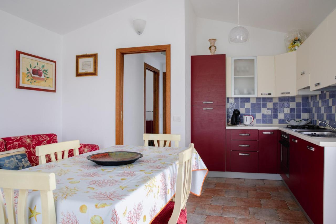 Вилла Le Residenze Di Baia Sant'Anna Танаунелла Экстерьер фото