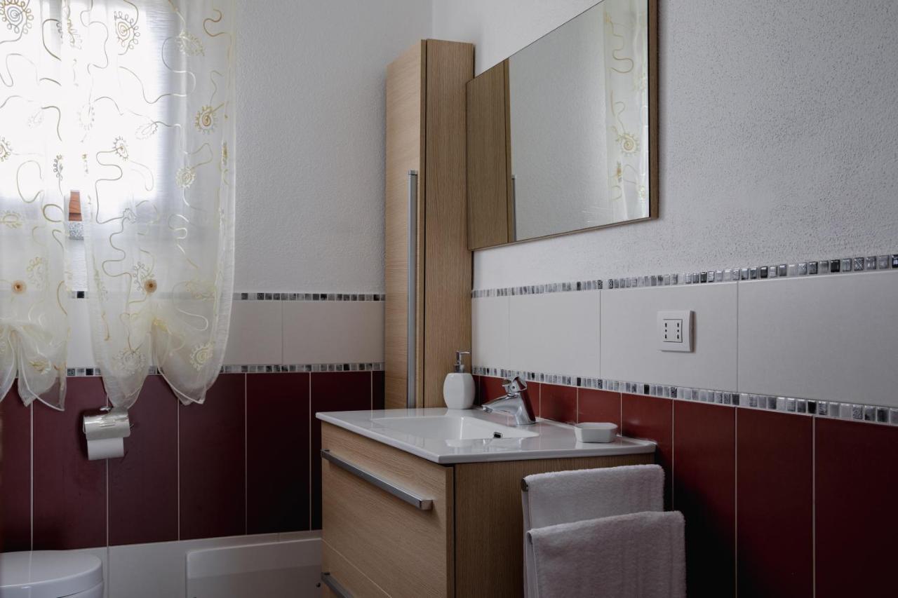 Вилла Le Residenze Di Baia Sant'Anna Танаунелла Экстерьер фото