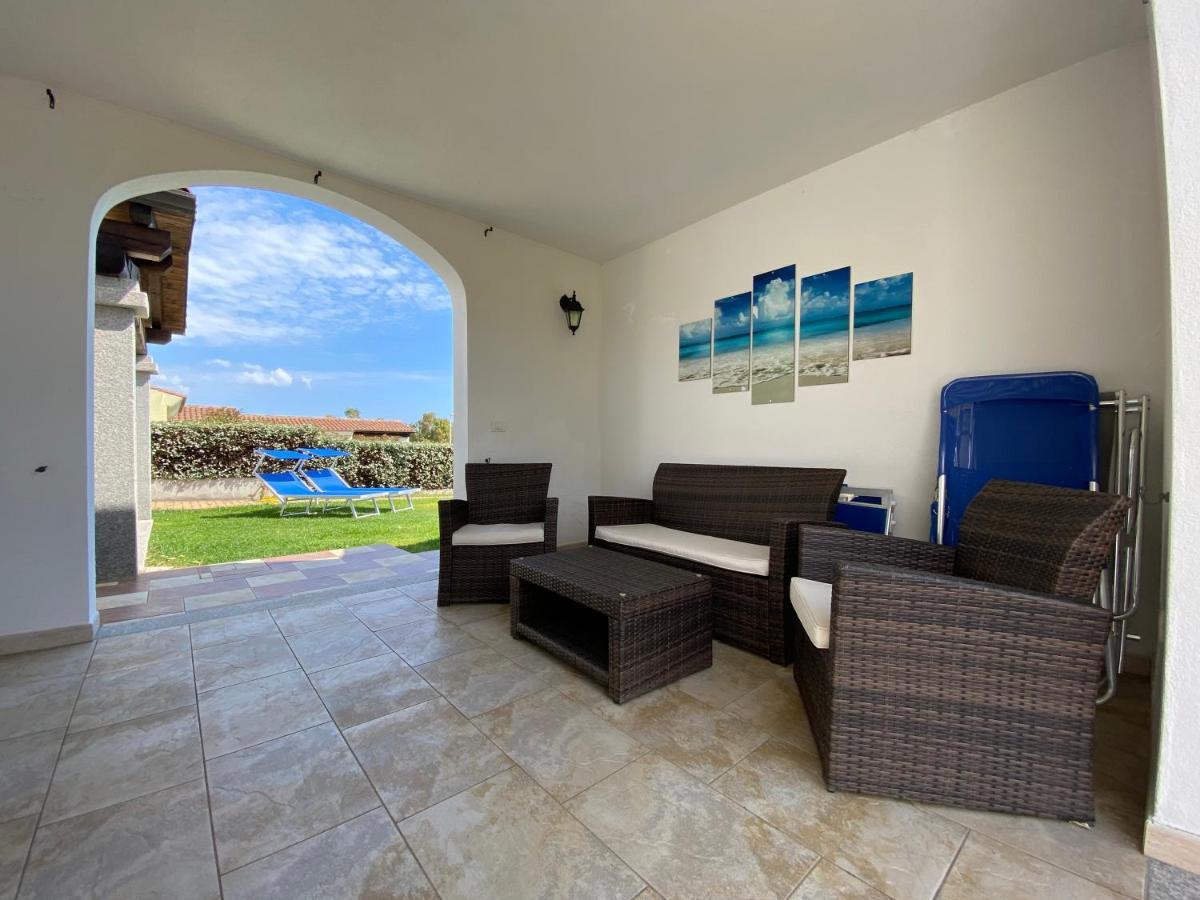 Вилла Le Residenze Di Baia Sant'Anna Танаунелла Экстерьер фото